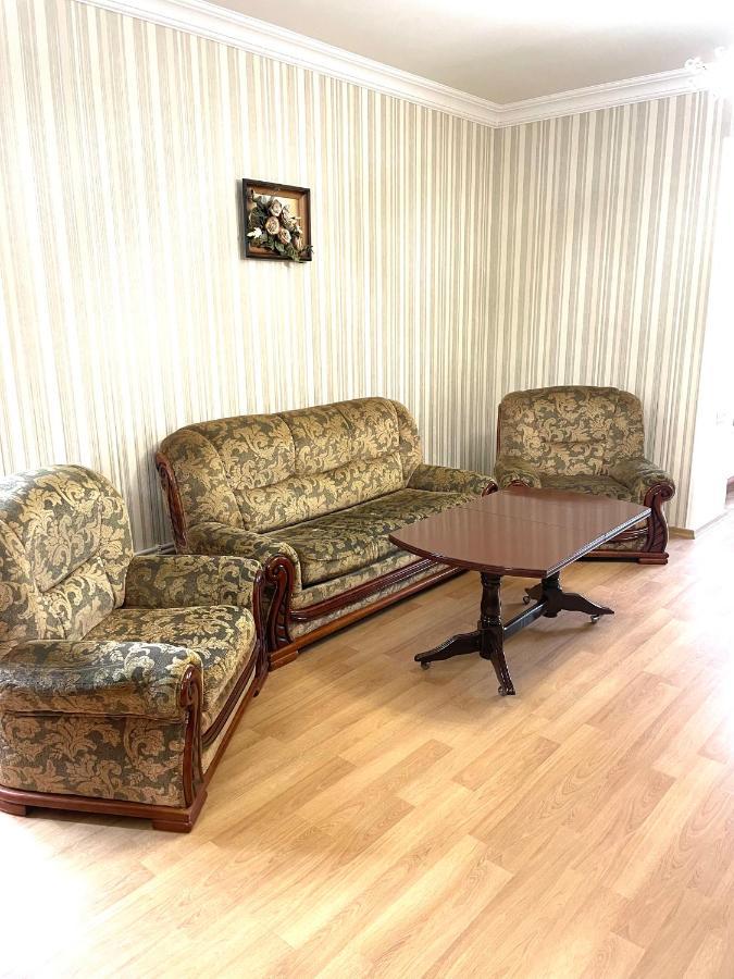 Apartment In The Center Of エレバン エクステリア 写真
