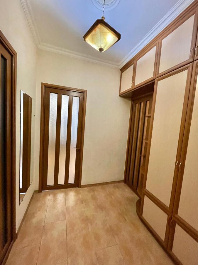 Apartment In The Center Of エレバン エクステリア 写真